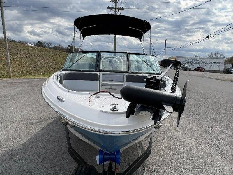 Slide: The Image of Chaparral 21 SSi Ski & Fish OB 2026 - 23