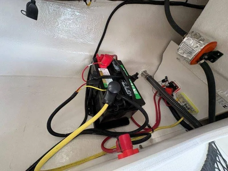 Slide: The Image of Chaparral 21 SSi Ski & Fish OB 2026 - 69