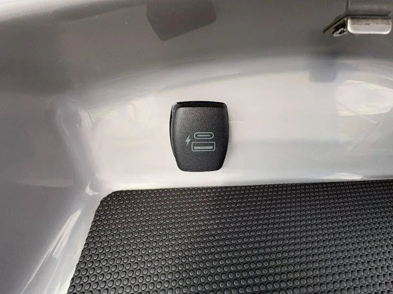 Slide: The Image of Chaparral 21 SSi Ski & Fish OB 2026 - 75