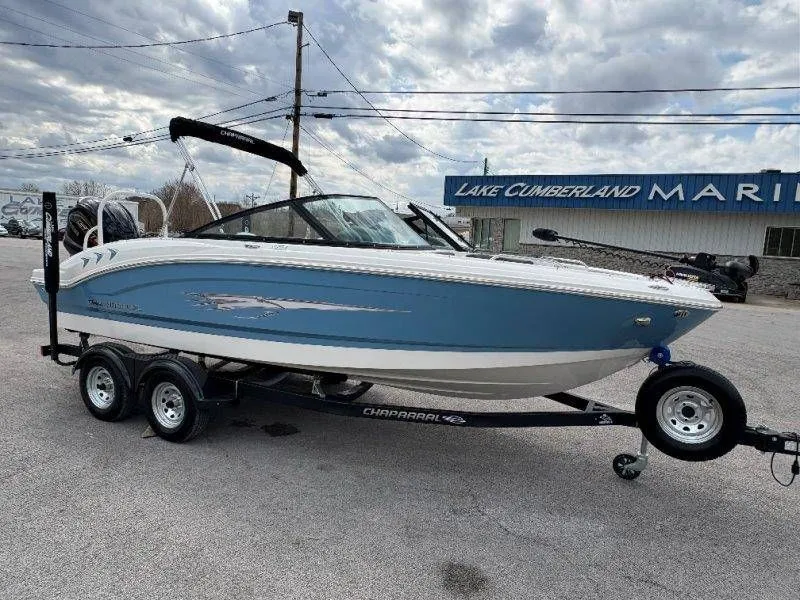 Slide: The Image of Chaparral 21 SSi Ski & Fish OB 2026 - 85