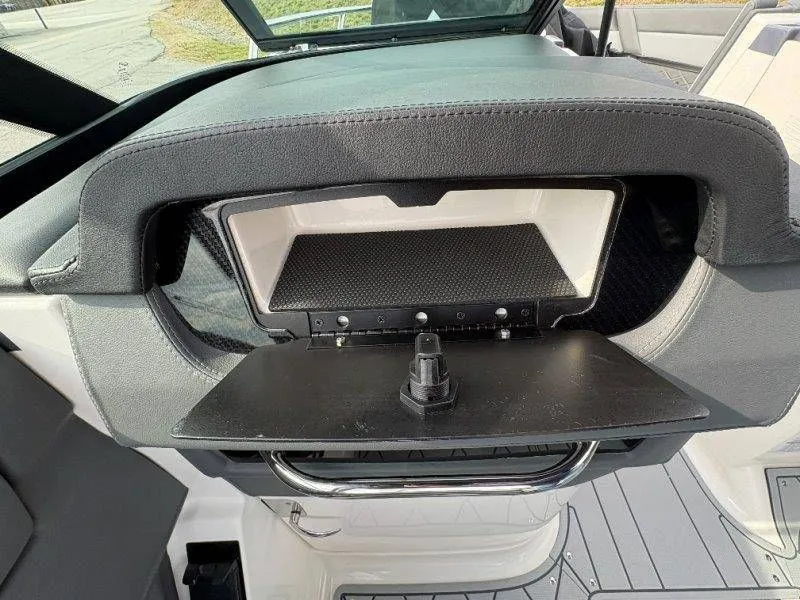 Slide: The Image of Chaparral GTS 6 2026 - 107