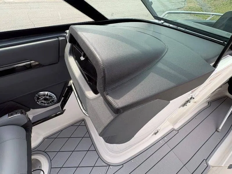 Slide: The Image of Chaparral GTS 6 2026 - 111