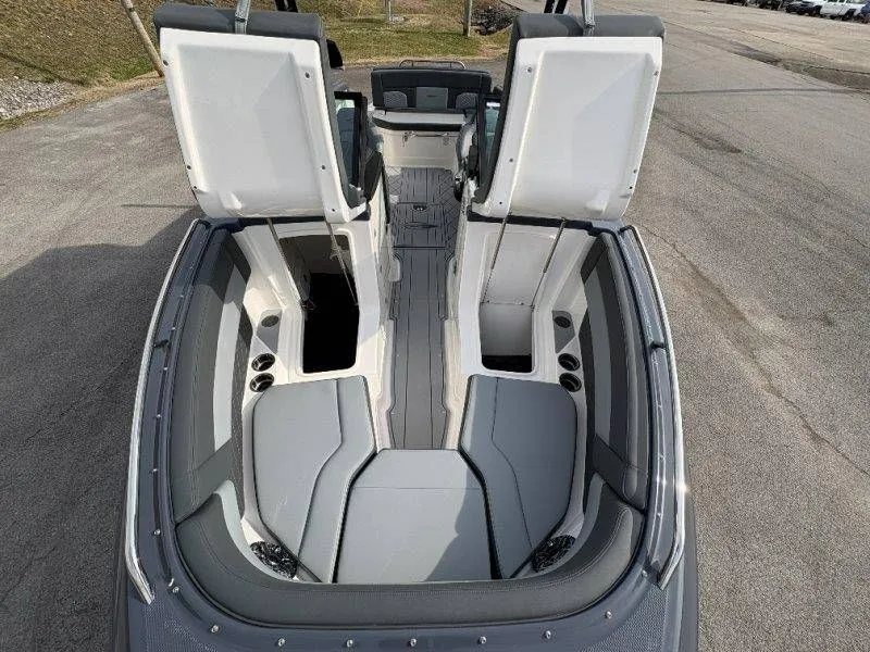 Slide: The Image of Chaparral GTS 6 2026 - 77