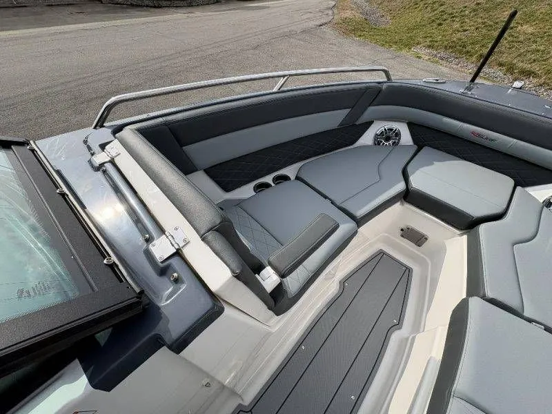 Slide: The Image of Chaparral GTS 6 2026 - 86