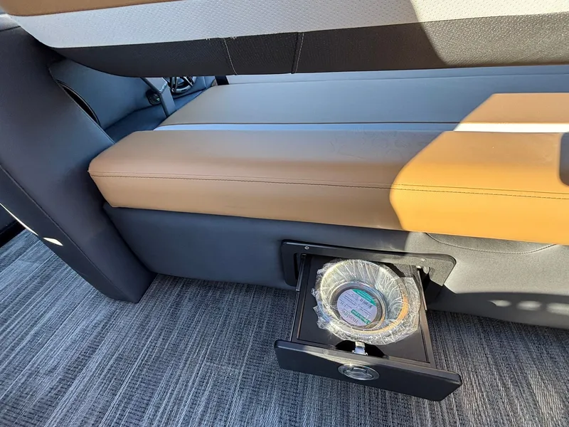 Slide: The Image of Viaggio X22S 2026 - 29