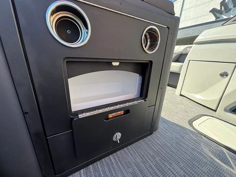 Slide: The Image of Viaggio X22S 2026 - 18