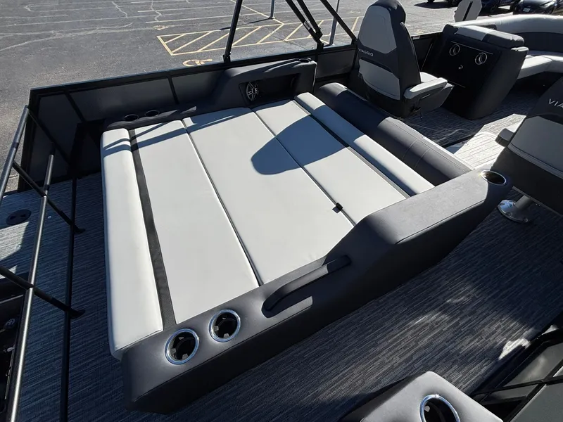 Slide: The Image of Viaggio X22S 2026 - 39