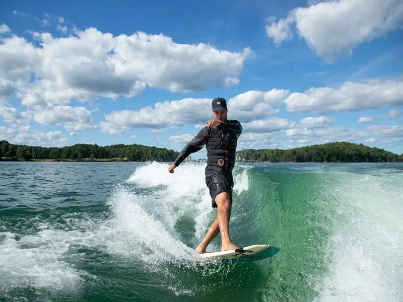 Slide: The Image of Regal LS4 Surf 2026 - 37