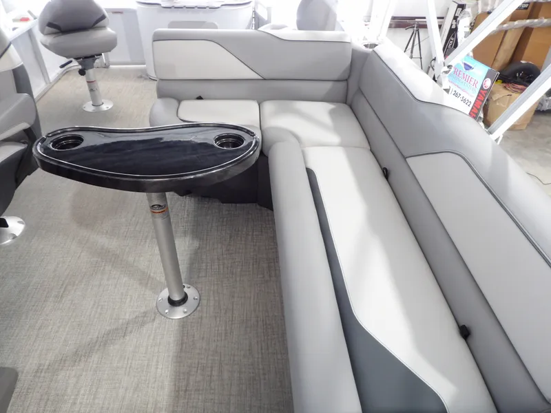 Slide: The Image of Avalon Venture 85 Rear Fish - 21' 2026 - 21