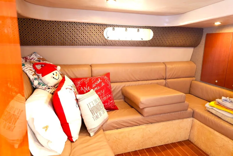 Slide: The Image of 2004 Formula 40 Performance Cruiser interior with cozy seating and festive pillows. - 13