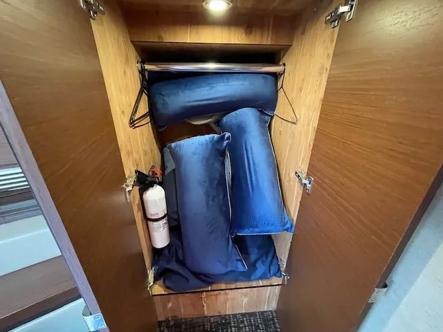 Slide: The Image of Sea Ray 510 DA 2016 - 100