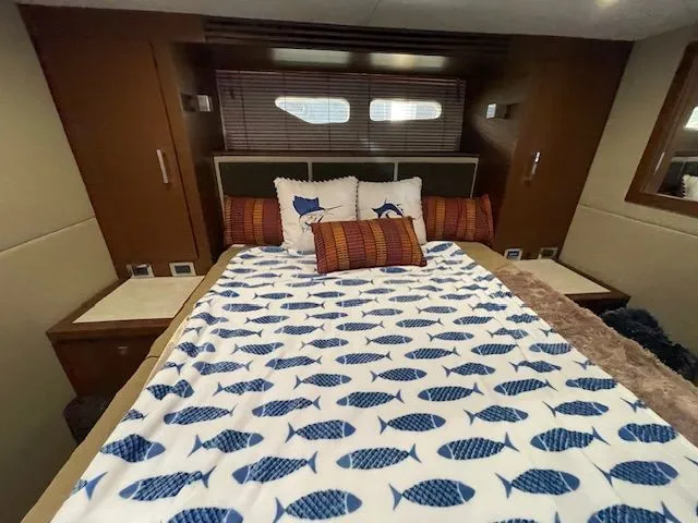 Slide: The Image of Sea Ray 510 DA 2016 - 128