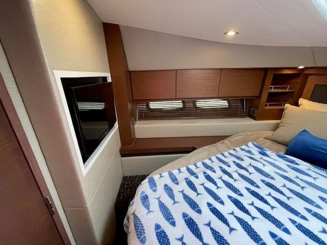 Slide: The Image of Sea Ray 510 DA 2016 - 154