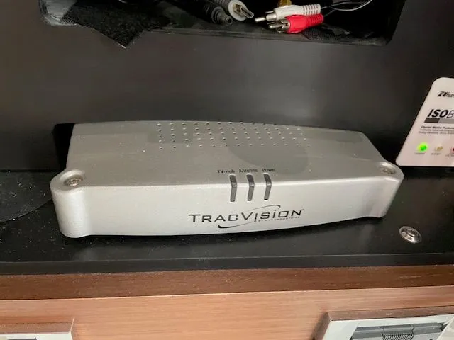 Slide: The Image of Sea Ray 510 DA 2016 - 53