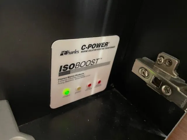 Slide: The Image of Sea Ray 510 DA 2016 - 54