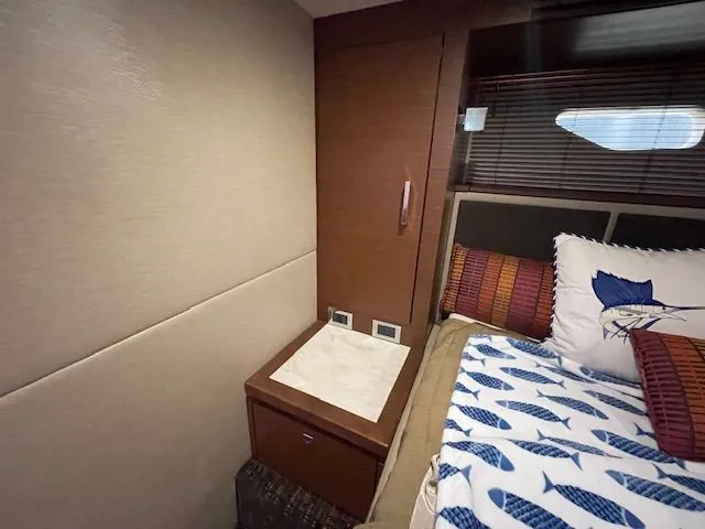 Slide: The Image of Sea Ray 510 DA 2016 - 67