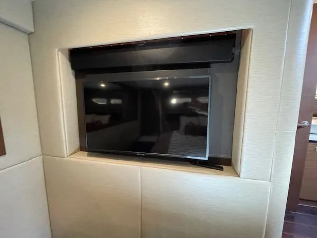 Slide: The Image of Sea Ray 510 DA 2016 - 72