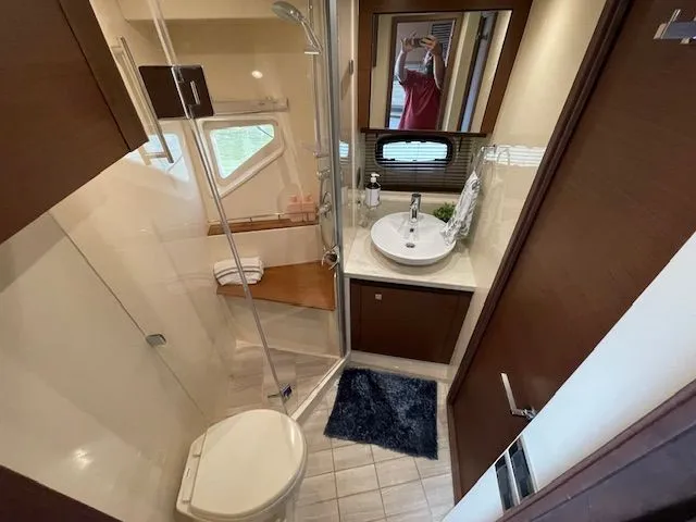 Slide: The Image of Sea Ray 510 DA 2016 - 91