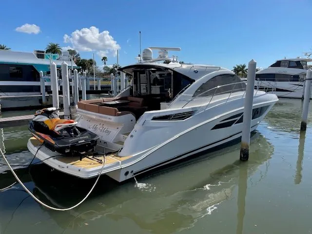 Slide: The Image of Sea Ray 510 DA 2016 - 96