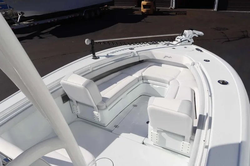 Slide: The Image of Yellowfin 26 Hybrid 2026 - 12