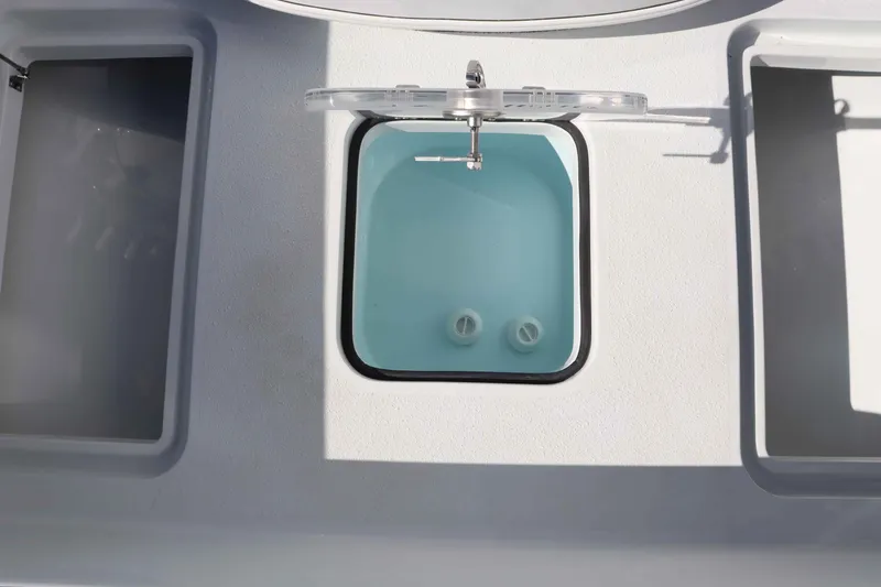 Slide: The Image of Yellowfin 26 Hybrid 2026 - 27