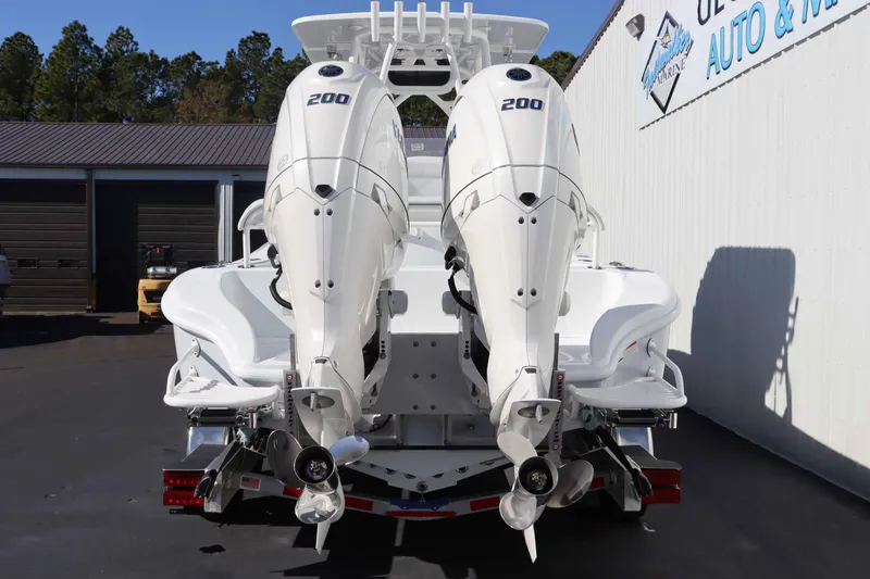 Slide: The Image of Yellowfin 26 Hybrid 2026 - 5