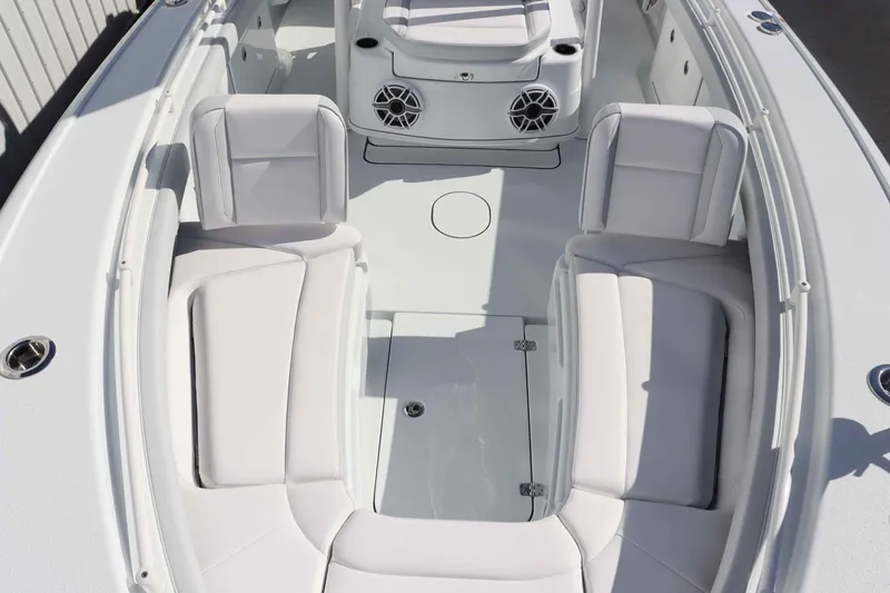 Slide: The Image of Yellowfin 26 Hybrid 2026 - 8