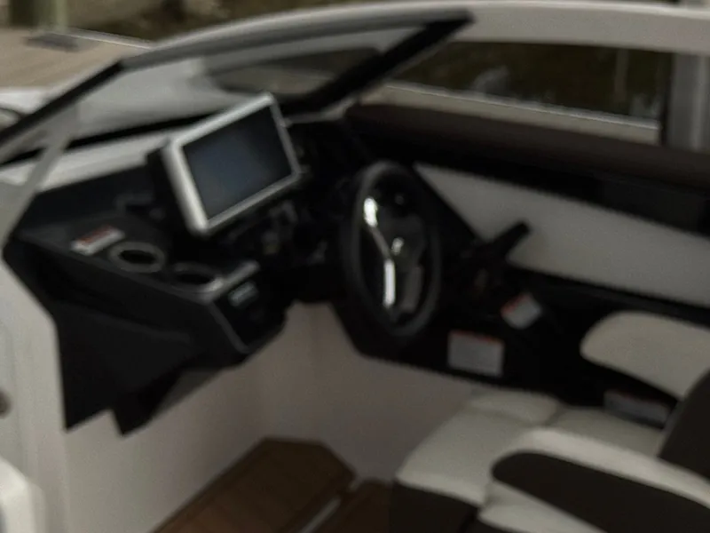 Slide: The Image of Yamaha 275 SDX 2023 - 21