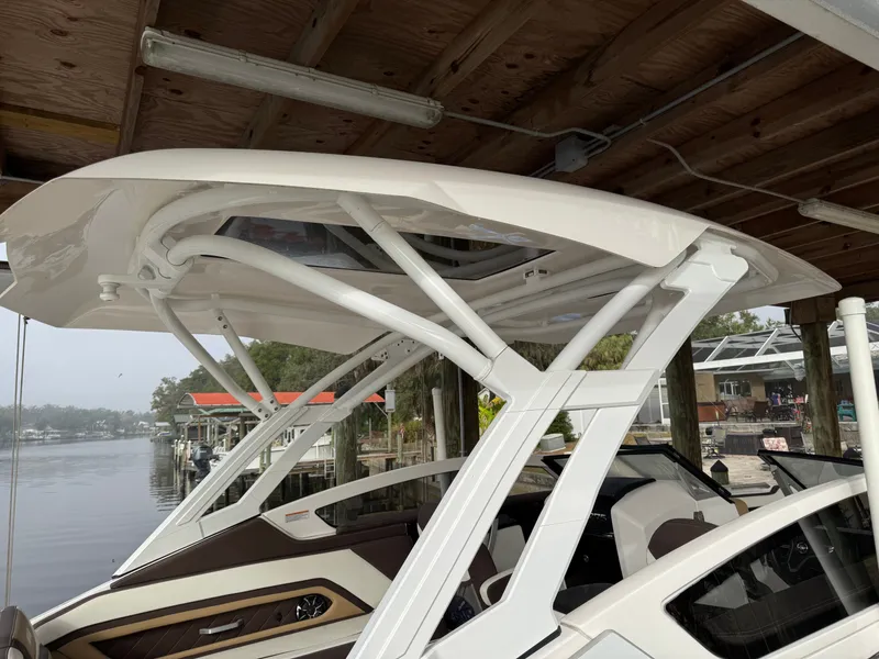 Slide: The Image of Yamaha 275 SDX 2023 - 4