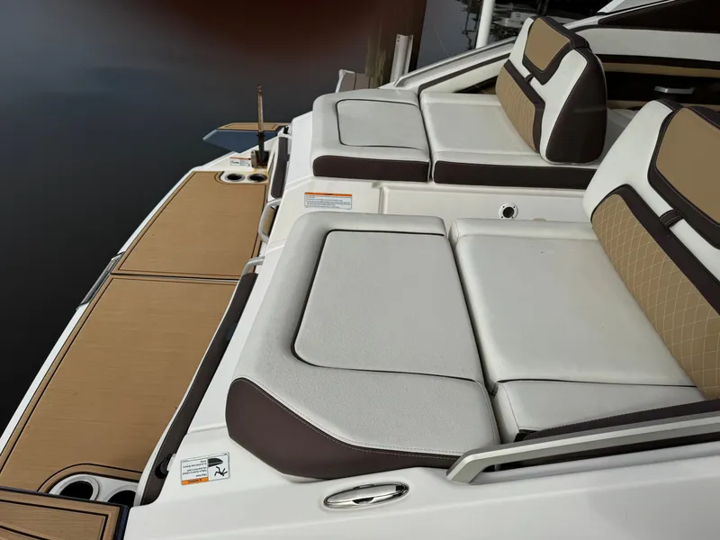 Slide: The Image of Yamaha 275 SDX 2023 - 5