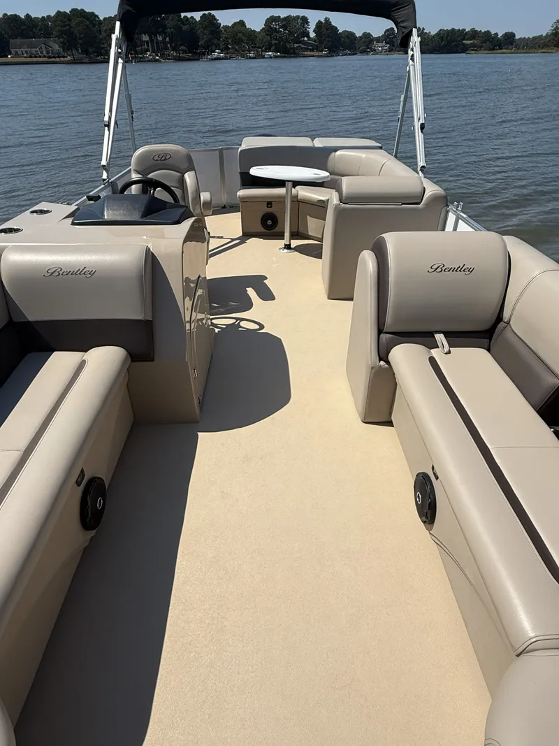 Slide: The Image of Bentley Pontoons Legacy 240 Cruise 2025 - 4