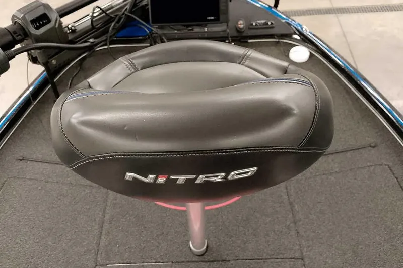 Slide: The Image of 2022 Nitro Z20 boat seat with logo, featuring sleek black leather design. - 21