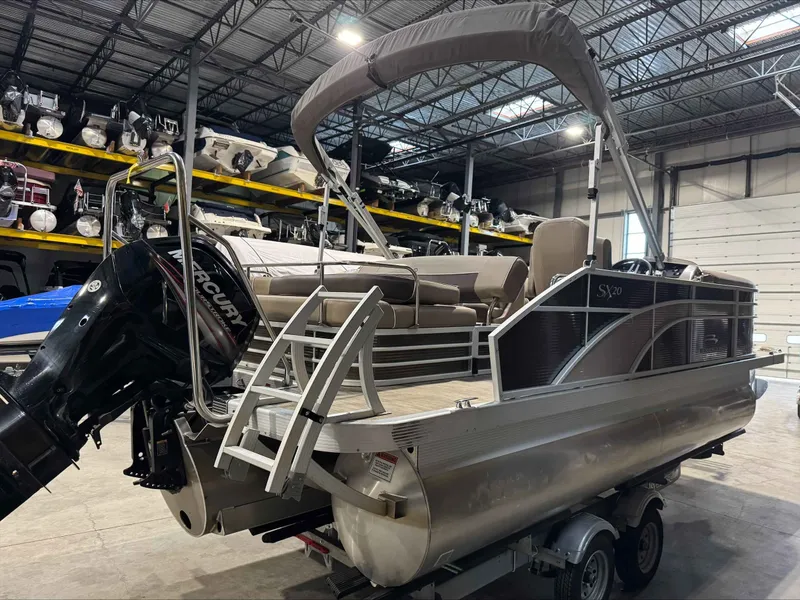 Slide: The Image of Bennington 20SS BXP-SPS 2020 - 5