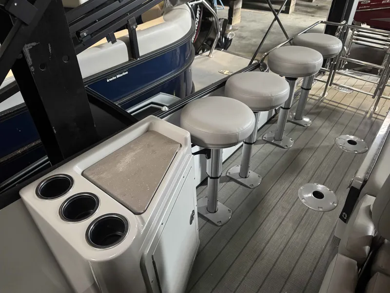 Slide: The Image of Starcraft CX 23DL Bar 2023 - 10