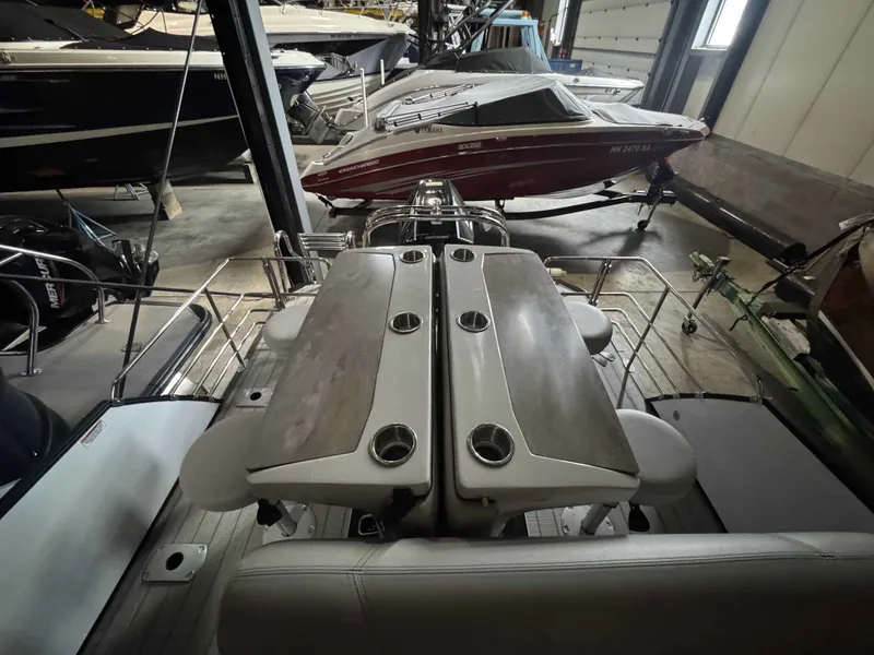 Slide: The Image of Starcraft CX 23DL Bar 2023 - 11