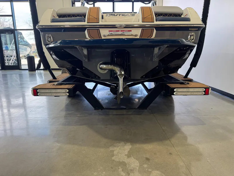 Slide: The Image of Nautique Super Air Nautique GS22 2021 - 7