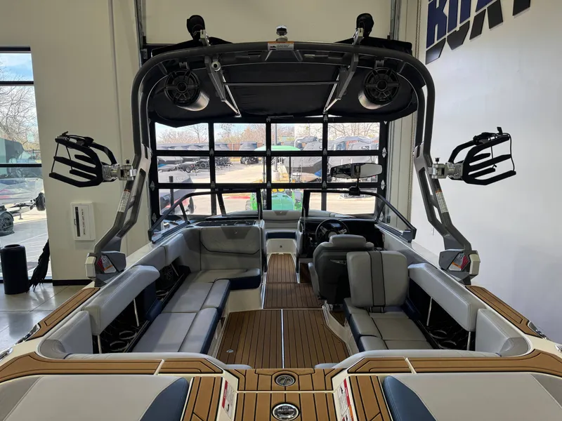 Slide: The Image of Nautique Super Air Nautique GS22 2021 - 9