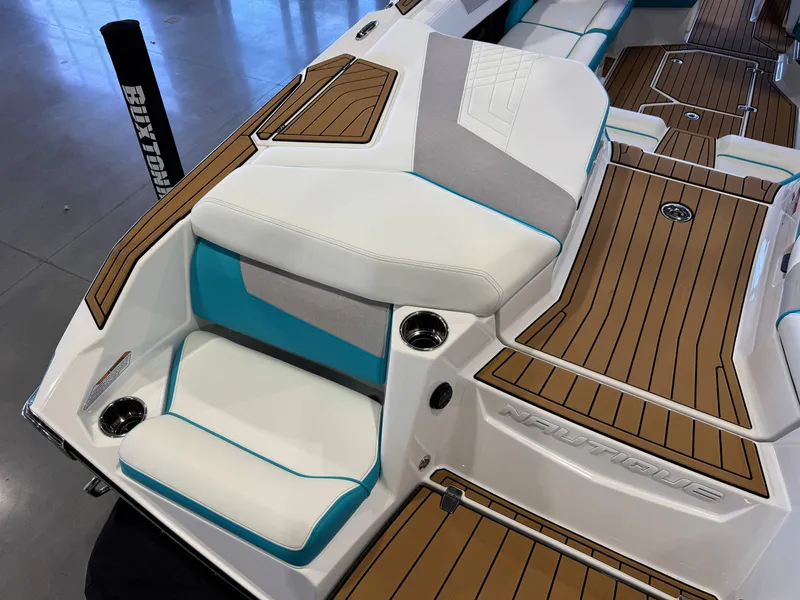 Slide: The Image of Nautique Super Air Nautique G23 2024 - 12