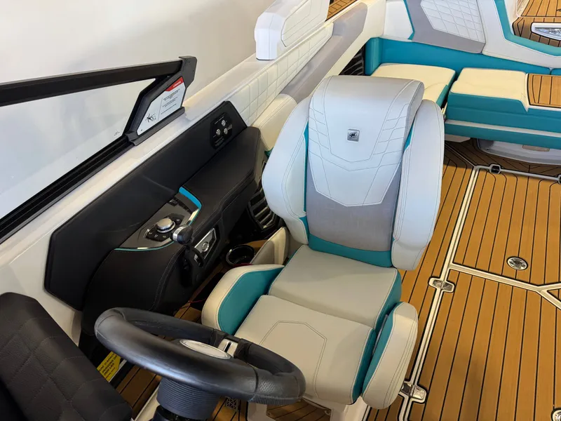 Slide: The Image of Nautique Super Air Nautique G23 2024 - 21