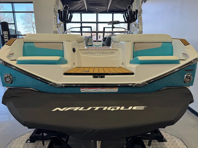 Slide: The Image of Nautique Super Air Nautique G23 2024 - 8