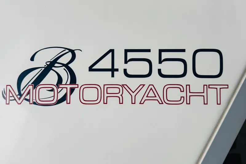 Slide: The Image of Bayliner 4550 Motoryacht 1987 logo on white background. - 24