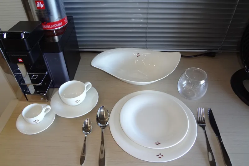 Slide: The Image of 2023 Prestige 420S Kenyon cooktop with dual burners and control knobs. - 29