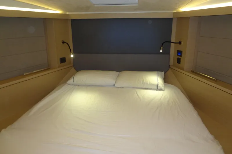 Slide: The Image of Digital control panel of 2023 Prestige 420S, displaying engine and fuel metrics. - 50