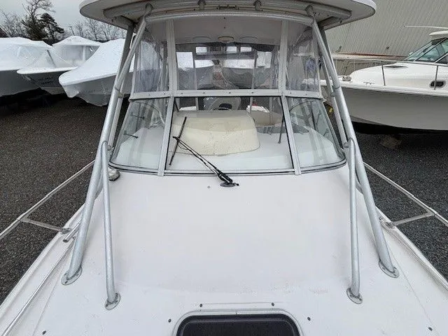 Slide: The Image of Grady-White Express 265 2000 - 21