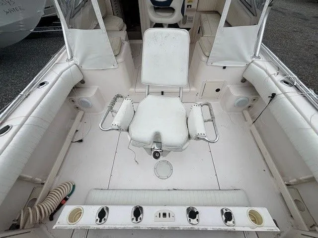 Slide: The Image of Grady-White Express 265 2000 - 5