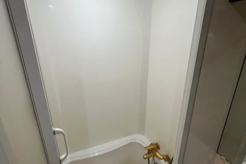 Slide: The Image of Hyatt 51 Aft Cabin Motor Yacht 1998 - 106