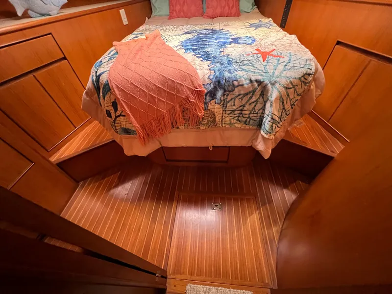 Slide: The Image of Hyatt 51 Aft Cabin Motor Yacht 1998 - 111