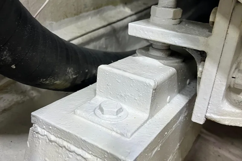 Slide: The Image of Hyatt 51 Aft Cabin Motor Yacht 1998 - 129