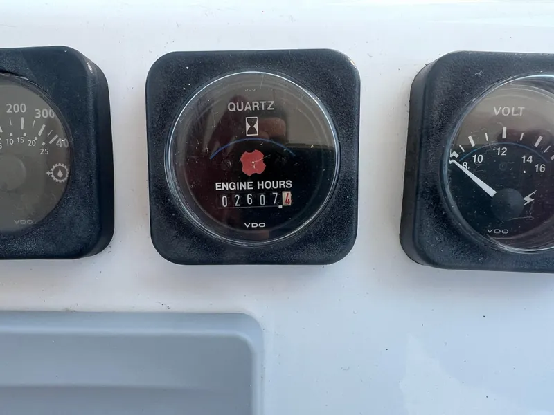 Slide: The Image of Hyatt 51 Aft Cabin Motor Yacht 1998 - 55