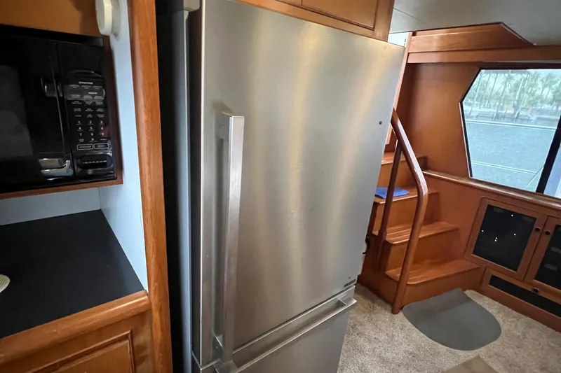 Slide: The Image of Hyatt 51 Aft Cabin Motor Yacht 1998 - 68